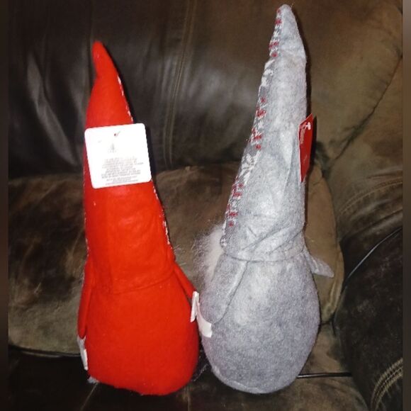 Gnome Plush Red Gray White Winter Christmas Gnomes Set of 2 - Picture 5 of 5